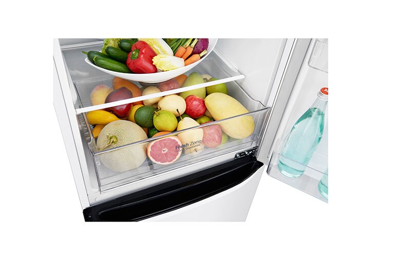 LG Hrubý objem 354l | 242 kWh/rok | LG Lineární invertorový kompresor | LG Total No Frost | Multi-Air Flow™ | NatureFRESH | Vnitřní LED displej | Smart Diagnosis™, GBB39SWJZ