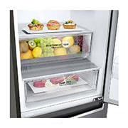 LG Kombinovaná chladnička LG | E | Hrubý objem 374 l | 267 kWh/rok | Smart invertorový kompresor | Total No Frost | DoorCooling+™ | Vnitřní LED displej | Smart Diagnosis™, GBB61DSJMN