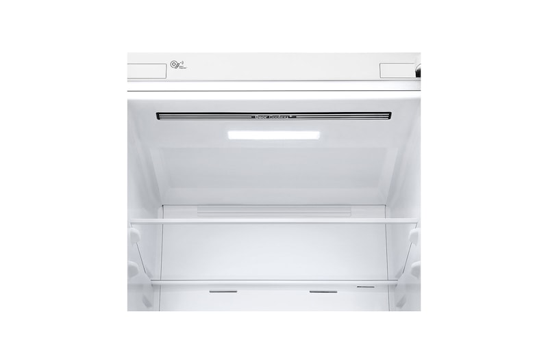 LG Kombinovaná chladnička LG | E | Hrubý objem 374 l | 253 kWh/rok | Smart invertorový kompresor | Total No Frost | DoorCooling+™ | Vnější LED displej | ThinQ™ + WiFi, GBB61SWHMN