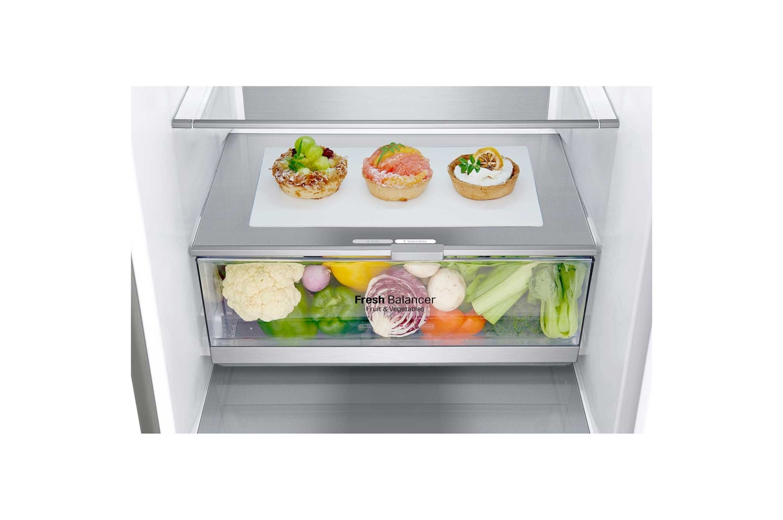 LG ﻿Kombinovaná chladnička | C (v rozsahu A až G) | Hrubý objem 419 l | 172 kWh/rok | LG Lineární kompresor | Multi Air Flow | LG ThinQ + WiFi | Door cooling | Metal Fresh, GBB72SAUCN