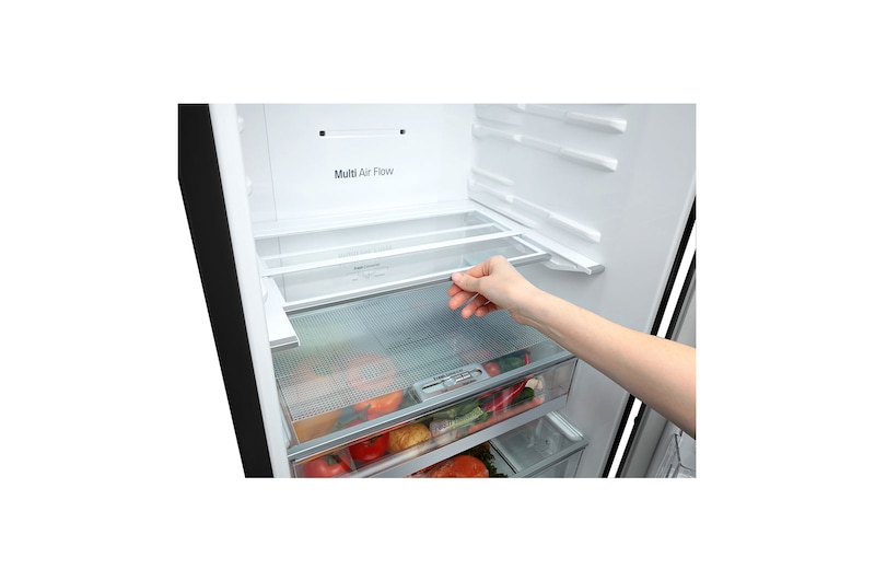 LG Kombinovaná chladnička LG | E | Hrubý objem 394 l |270 kWh/rok | Lineární invertorový kompresor | Multi-Air Flow | ThinQ™ + WiFi, GBB940BMQZT