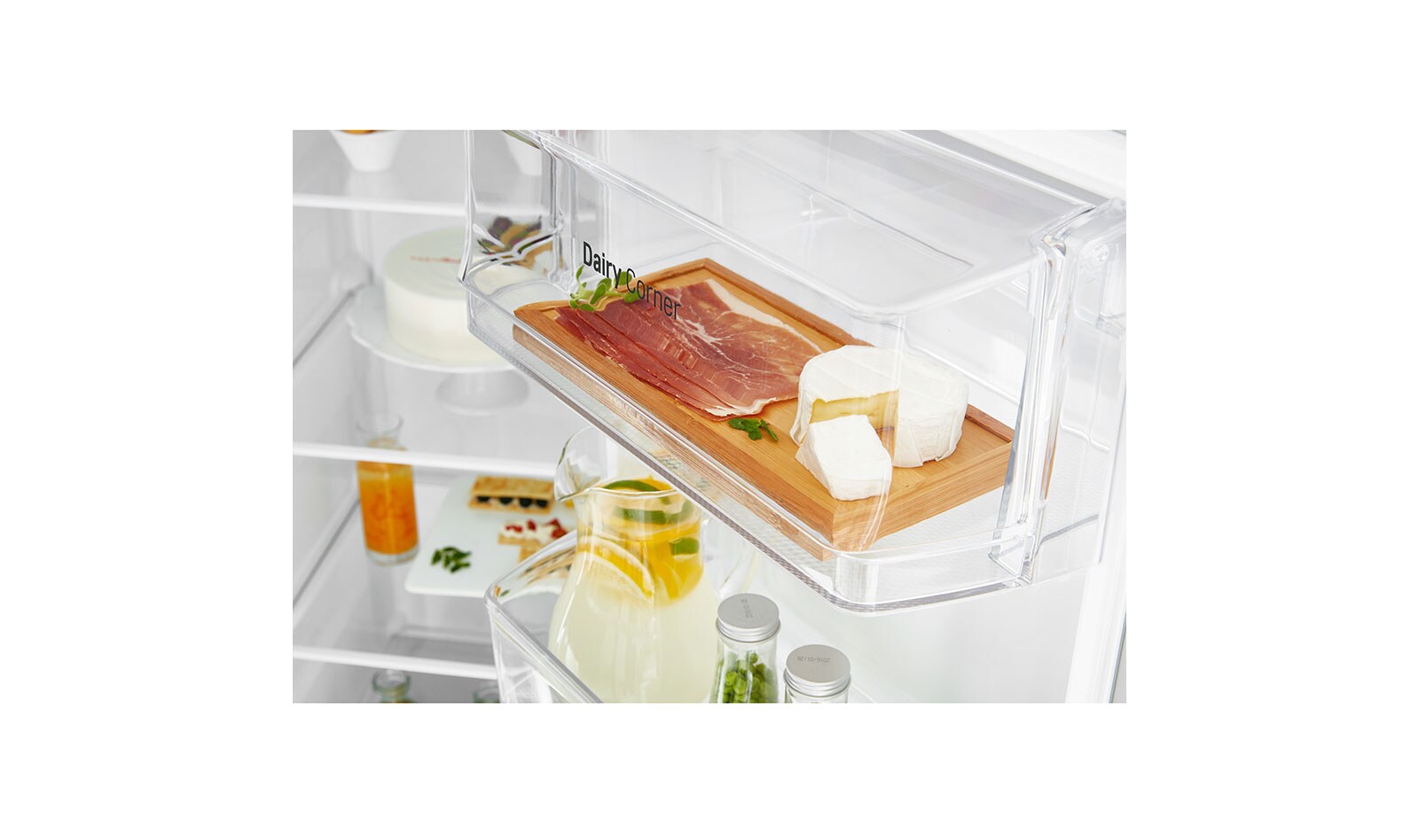 LG F (v rozsahu A až G) | Hrubý objem 687 l | 438 kWh/rok | LG Lineární invertorový kompresor | LG Total No Frost | Multi-Air Flow™ |Vnější LED displej, GSB760SWXV