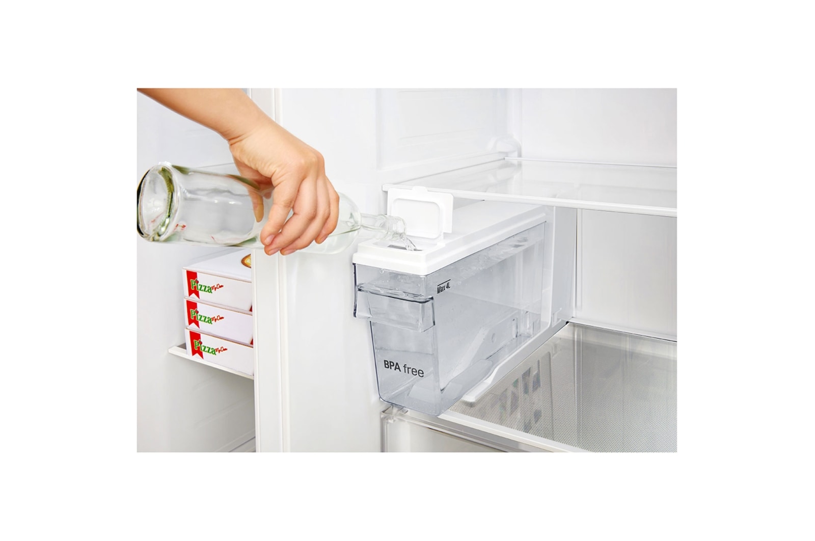 LG Americká chladnička LG | Door-in-Door™ | F | Hrubý objem 663 l | 419 kWh/rok | Lineární invertorový kompresor | Total No Frost | Multi-Air Flow™ | Vnější LED displej, GSJ361DIDV