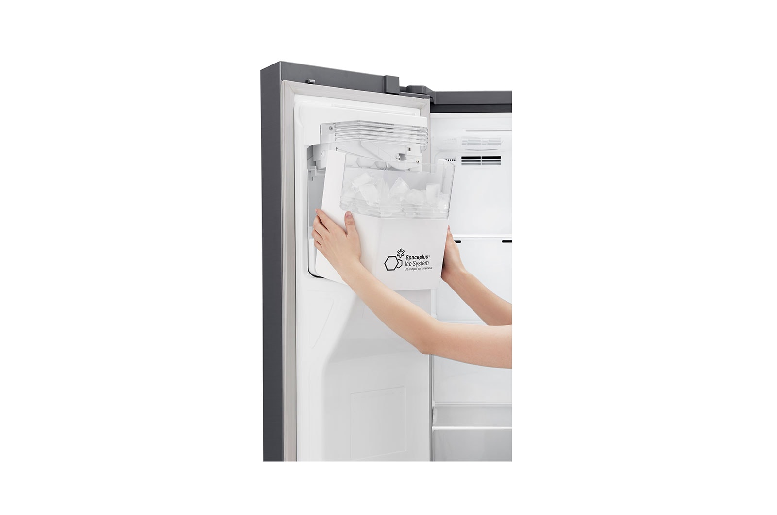 LG Americká chladnička LG | F | Hrubý objem 668 l | 431 kWh/rok | Lineární invertorový kompresor | Total No Frost | Multi-Air Flow™ | Vnější LED displej | Nápojový automat | ThinQ™ + WiFi, GSL471ICEZ