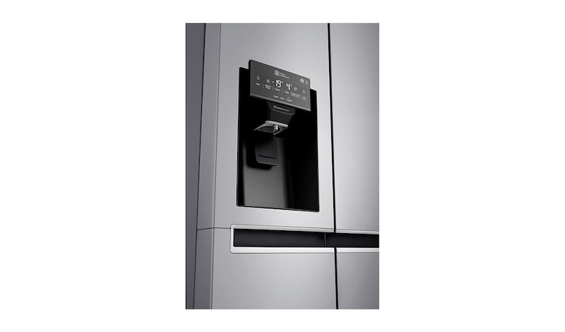 LG Americká chladnička | F | Hrubý objem 668 l | 431 kWh/rok | LG Lineární invertorový kompresor | LG Total No Frost | Multi-Air Flow™ | Vnější LED displej | Nápojový automat, GSL760PZUZ