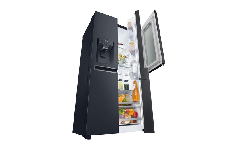 LG Americká chladnička | InstaView Door-in-Door™ | F | Hrubý objem 675 l | 431 kWh/rok | LG Lineární invertorový kompresor | LG Total No Frost | Multi-Air Flow™ | Nápojový automat | Pure N Fresh™ | ThinQ™ + WiFi, GSX960MTAZ