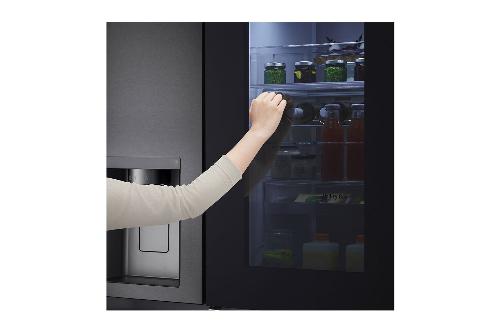 LG Americká chladnička LG | E | 635 l | Lineární kompresor | InstaView Door-in-Door™, GSXV90MCAE