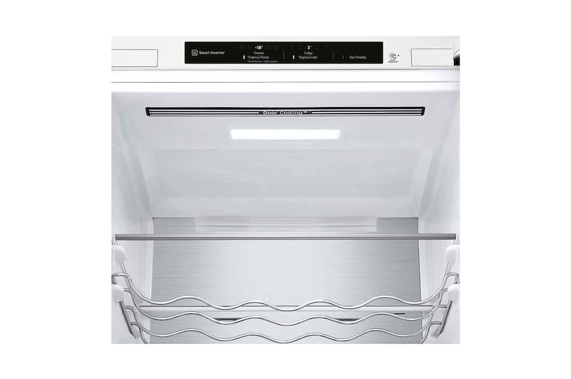 LG ﻿Kombinovaná chladnička | C | Hrubý objem 419 l | 172 kWh/rok | LG Lineární invertorový kompresor | LG Total No Frost | DoorCooling+™ | Vnitřní LED displej | Smart Diagnosis™, GBB72SWVCN