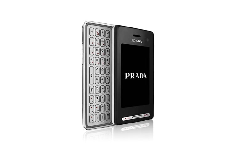 LG Slider s QWERTY klávesnicí a 3" dotykovým displejem, 5 Mpx fotoaparát, Wi-fi podpora, TV out, KF900