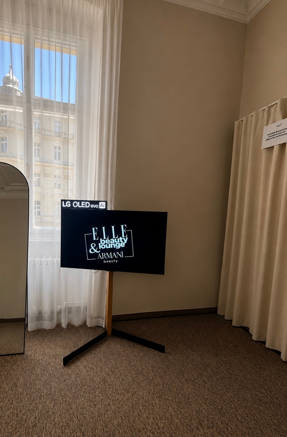 LG Electronics součástí ELLE Beauty Lounge na Karlovarském festivalu