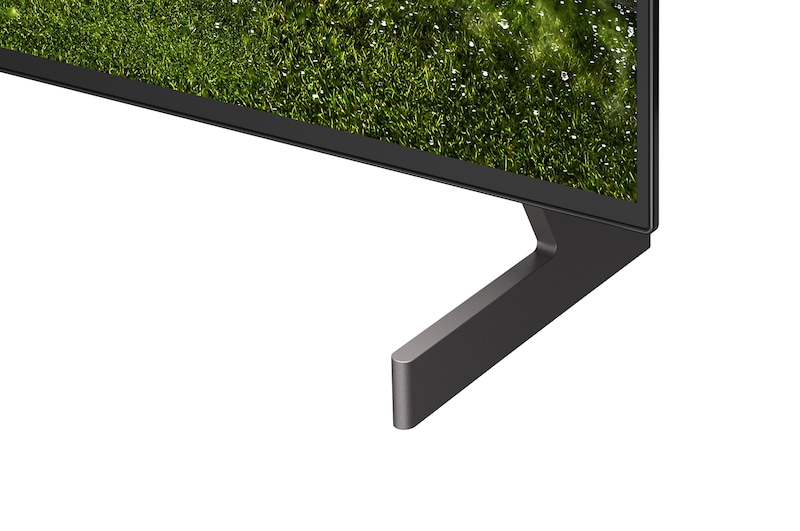 LG OLED AI B6E zobrazuje rozdělenou obrazovku, na které je možné porovnat matný displej s antireflexní úpravou a displej Perfect Black, který zajišťuje jasnější obraz za jakýchkoli světelných podmínek. Technologie Perfect Black má certifikaci UL.