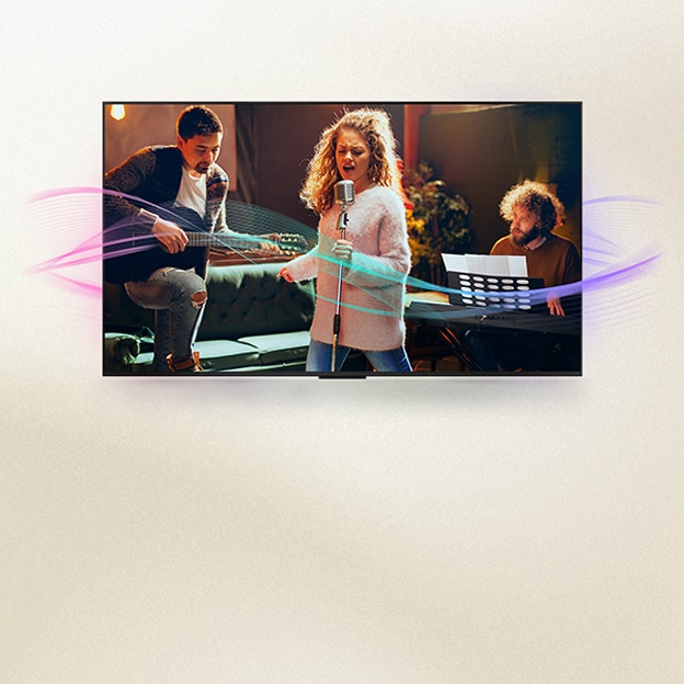 Abgebildet sind ein Mann, der Gitarre spielt, eine Frau, die in ein Mikrofon singt, und ein Mann, der Klavier spielt. Die von ihnen ausgehenden Schallwellen sind zu sehen, um die Schallabstrahlung und die Verbesserung der Klangqualität mit Al Clear Sound zu veranschaulichen.