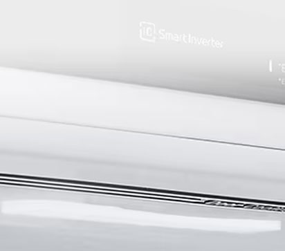 Detailaufnahme des Kühlschrankinnenraums, die die Soft-LED-Beleuchtung zeigt.