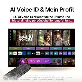 Auf dem Bildschirm eines LG OLED-Fernsehers befindet sich die webOS 25-Startseite, die mit Apps und Unterhaltungsinhalten gefüllt ist. Neben dem Fernseher befindet sich die LG AI Magic Remote-Fernbedienung. Der AI Button ist hervorgehoben, als ob sie durch die Stimme des Benutzers aktiviert wurde. Daneben befindet sich eine Sprechblase, die auf "Mein Profil" umschaltet. Der kurze Text erklärt, wie Nutzer nun ihre Stimme mit ihrem persönlichen Profil synchronisieren können, um eine einfachere Navigation und personalisierte Empfehlungen zu erhalten.