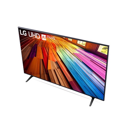 Schräg-hinten-rechts Ansicht des LG UHD AI ThinQ 4K UT80 Smart TV mit Fokus auf das Designprofil.