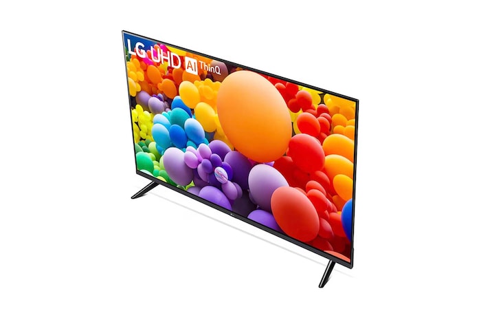 Rechte schräge Rückansicht des LG UHD AI ThinQ 4K UT73 Smart TV mit Blick auf die Rückseite und die Füße.