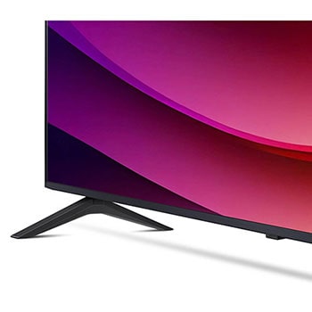Detailansicht des Standfußes und unteren Bildschirmrahmens des LG NanoCell AI NANO82 4K Smart TV 2024.