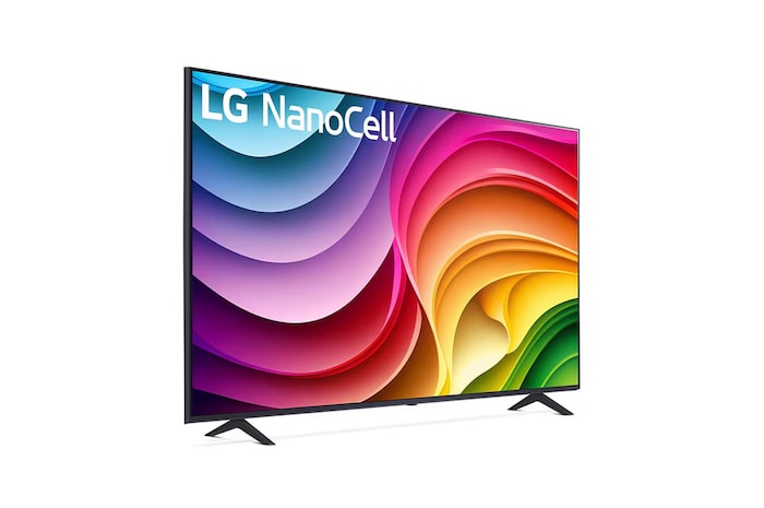 Schrägansicht des LG NanoCell AI NANO82 4K Smart TV 2024 mit scharfem Bildinhalt.