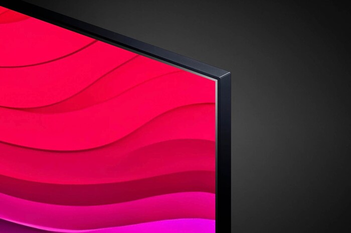 Detailansicht des oberen rechten Rahmens des LG NanoCell AI NANO81 4K Smart TVs mit schmaler Einfassung.