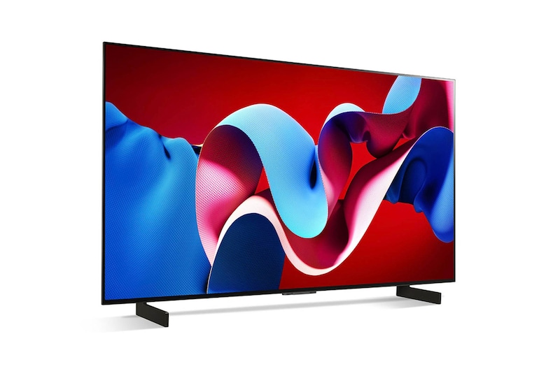 Schrägansicht von vorne links des LG OLED evo AI C4 4K Smart TV mit leuchtendem Display.