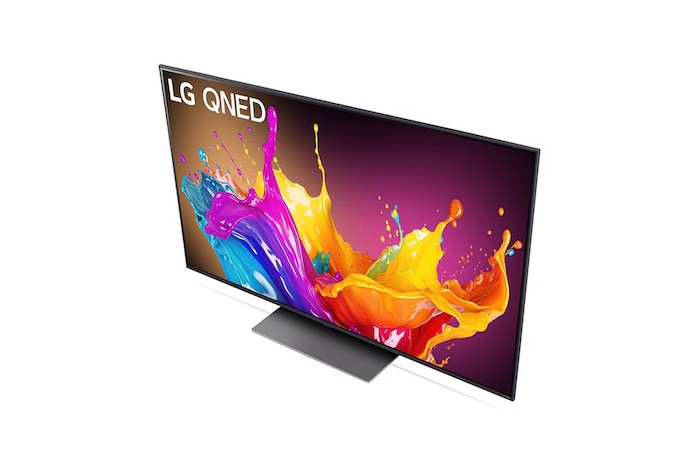 Ansicht des LG QNED86 AI 4K Smart Fernsehers aus hoher Perspektive, von oben auf Bildschirm und Standfuß blickend.