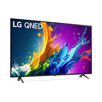 LG QNED80 AI 4K Smart Fernseher aus einer leichten vorderen linken Perspektive, zeigt Bildschirm und Standfuß.