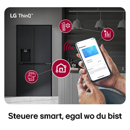 LG Multi-Door Kühlschrank GML861EPPE und eine Hand, die die Temperaturkontrolle über die LG ThinQ™ App auf einem Smartphone verwaltet.