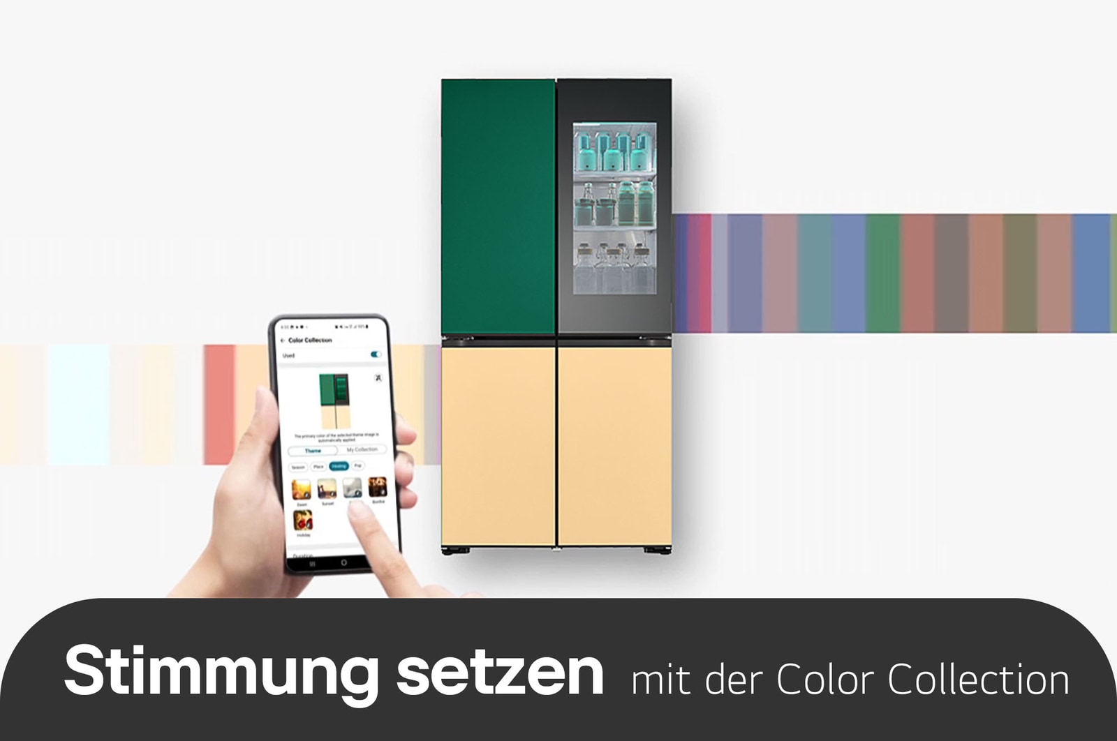 LG MoodUP™ Kühlschrank GMV960NNME mit grünen und gelben Panels, wobei eine Hand die Farbanpassung über die LG ThinQ™ App auf einem Smartphone steuert.