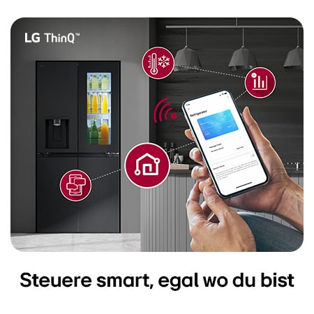 LG Multi-Door Kühlschrank GMG861EPAE und eine Hand, die die Temperaturkontrolle über die LG ThinQ™ App auf einem Smartphone verwaltet.
