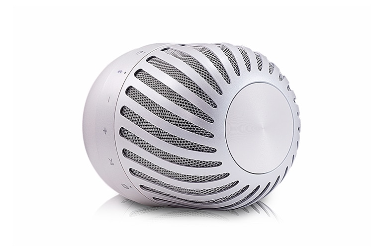 LG 2.0 tragbarer Bluetooth-Lautsprecher in weiß | XBOOM Go | 360 Grad Sound | Spritzwassergeschützt , PJ3
