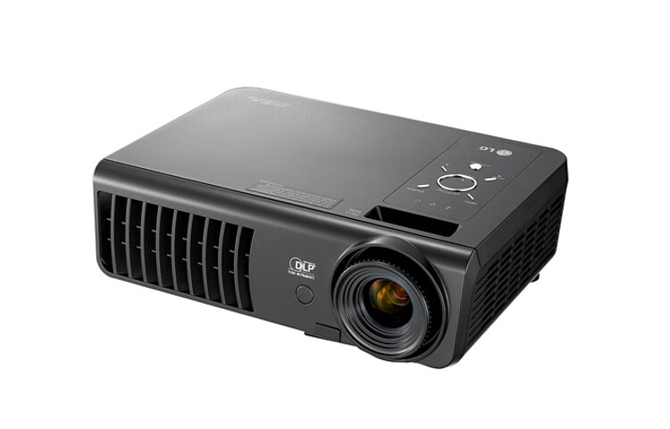 LG Große Projektionsdiagonale von 91,44 – 617,22 cm (36" – 243") und brillante Farben (1024 x 768 native XGA Auflösung) bei nur 1,91 kg Gewicht, BX274
