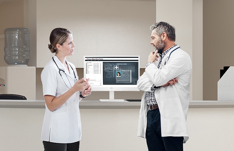Der LG All-in-One Thin-Client mit IPS-Technologie bietet visuellen Komfort, insbesondere beim Austausch von Diagrammen und medizinischen Informationen mit anderen.