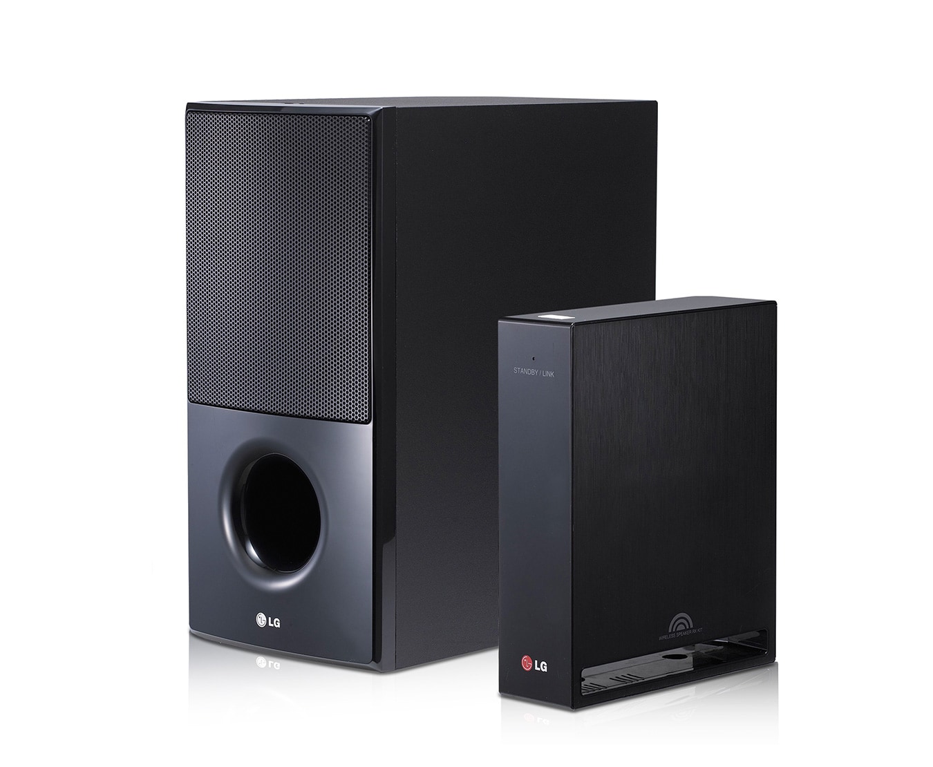 LG 3D Blu-ray 5.1 Heimkinosystem mit drahtlosen Rücklautsprechern (1200W), LHA825W