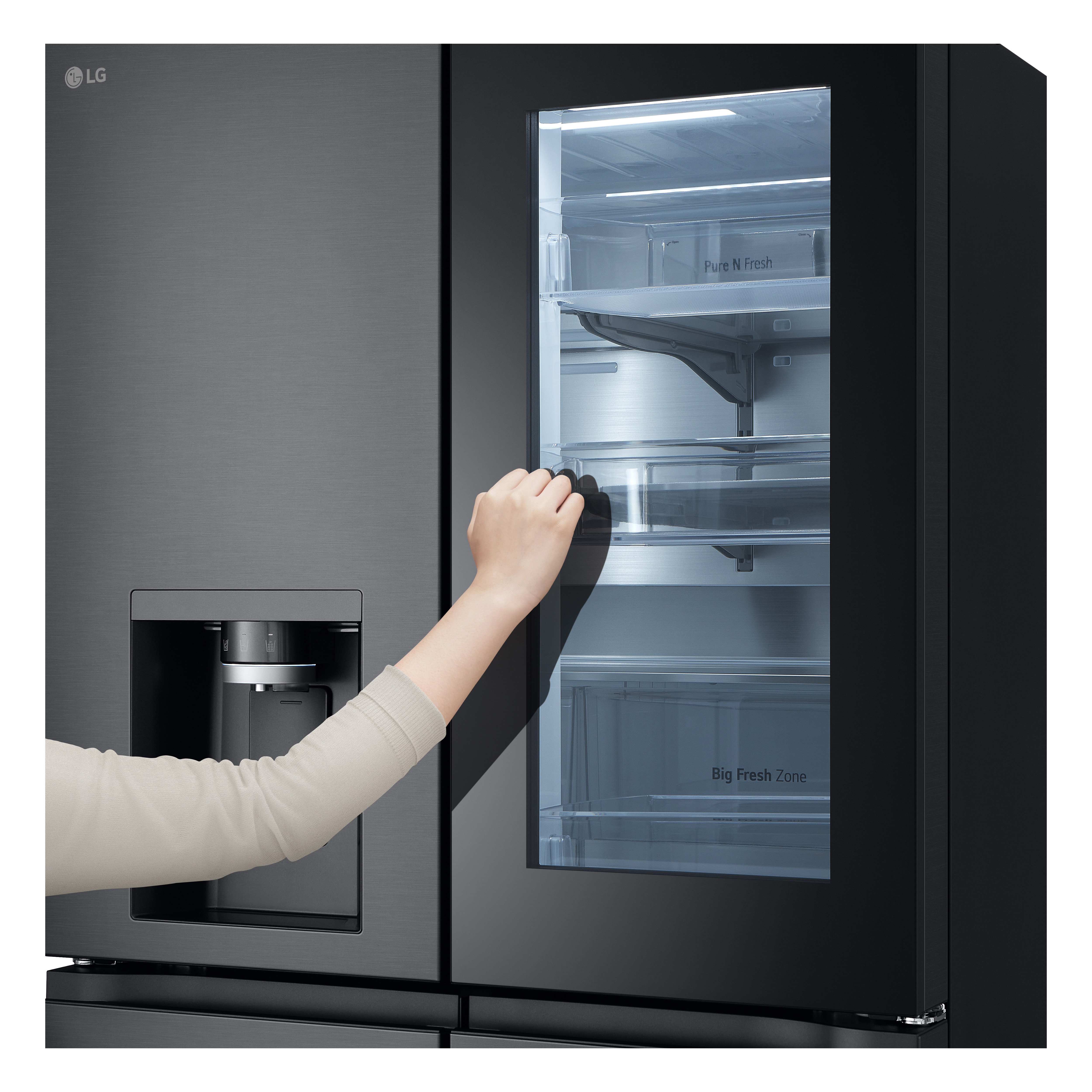 LG InstaView® Multi-Door Kühlschrank (EEK E, 637L, 179cm hoch) mit Eis-, Crushed Ice- und Wasserspender & internem Wassertank | GMG961NPKE, GMG961NPKE