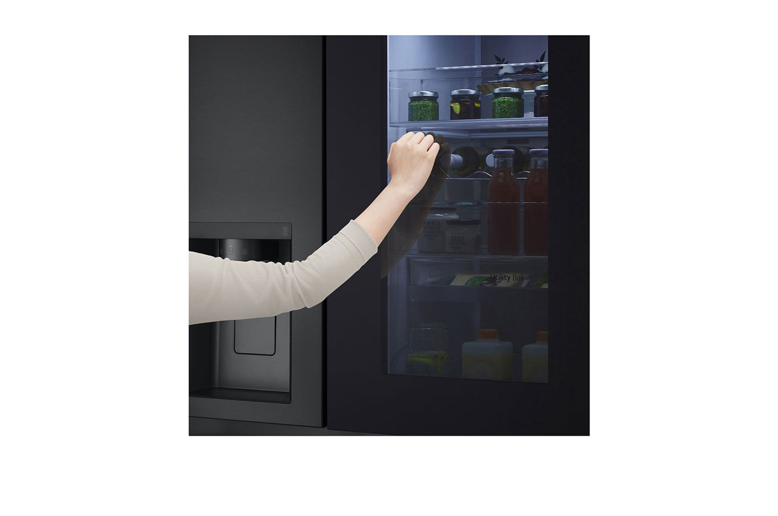 LG Side-by-Side Kühlschrank mit InstaView® (EEK C, 628L, 179cm hoch) mit Eis-, Crushed Ice- und Wasserspender & internem Wassertank | GSGE91EVAC, GSGE91EVAC