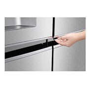 LG ​Side-by-Side mit Door-in-Door ® |  Eis-, Crushed Ice- und Wasserspender  | ​625​ Liter Kapazität | Energieeffizienzklasse ​E​ | Interner Wassertank 4L​ ​| ​Steel​ | ​GSJ961NSZE ​, GSJ961NSZE