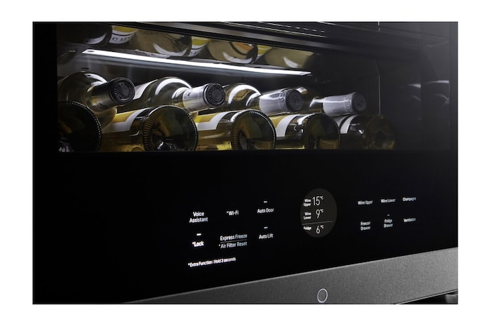 LG SIGNATURE Weinkühlschrank mit InstaView® (E, 420L, 179cm hoch) mit Eclipse Display & Inverter Linear Compressor® | LSR200W, LSR200W