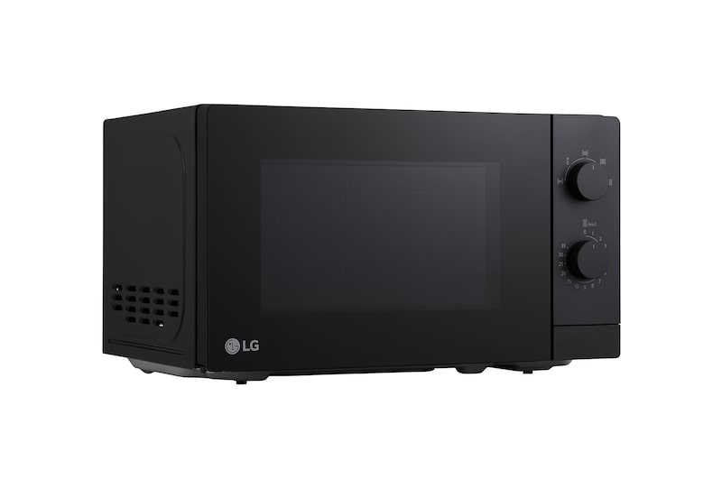 Mikrowellenherd mit heller LED-Beleuchtung, die das Essen im Inneren deutlich zeigt