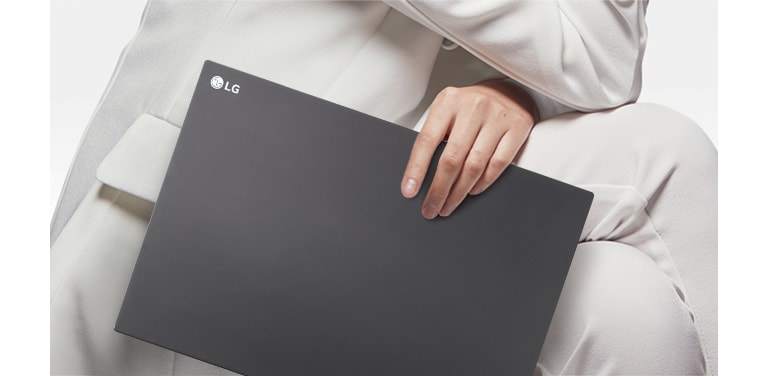 Der LG Laptop verfügt über einen 16-Zoll-Bildschirm und ein 1.600 g leichtes Gehäuse.