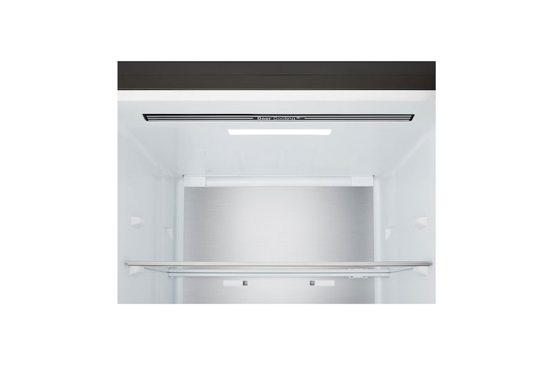 Auf der linken Seite Fleisch mit -3°C angezeigt, in der Mitte frischer Fisch mit 0°C und rechts Käse mit 2°C.