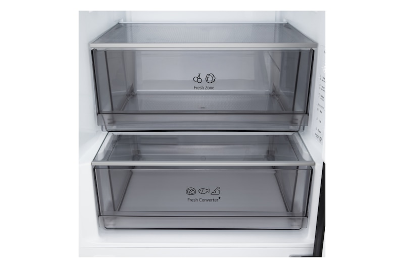 LG fridge freezer (GBBS726CEV) front view showing DoorCooling+™ vent