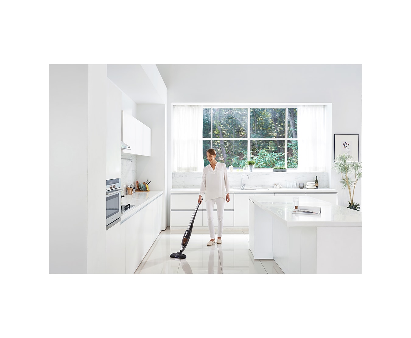 LG Kabelloser 2 in 1 Handstaubsauger mit leistungsstarkem Smart Inverter Motor™ und Dual PowerPack™ , VS8404SCW
