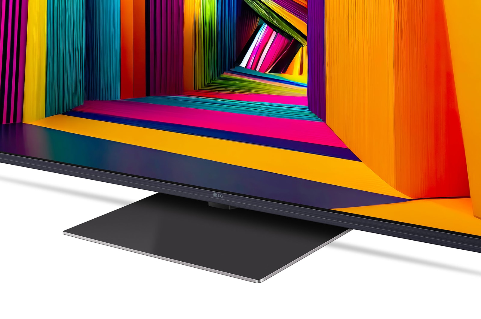 Nahaufnahme der oberen Kante des LG UHD Fernsehers UT90