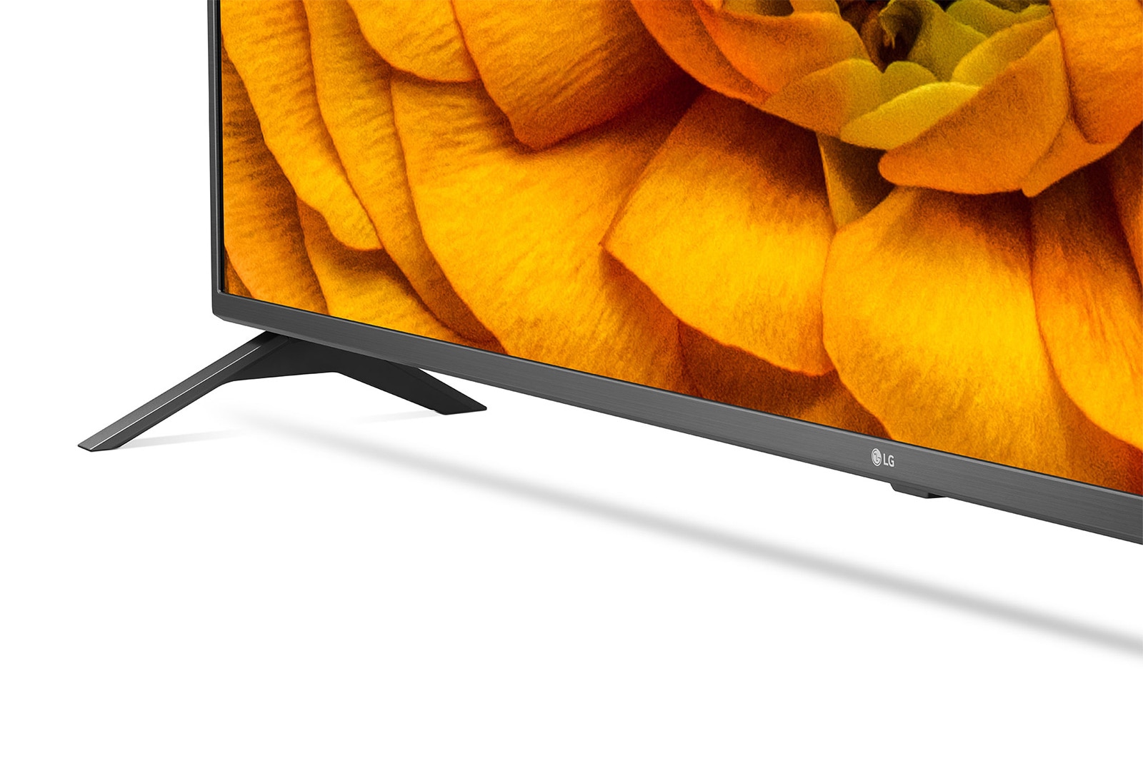 LG 82″ UHD 4K TV, 82UN85006LA