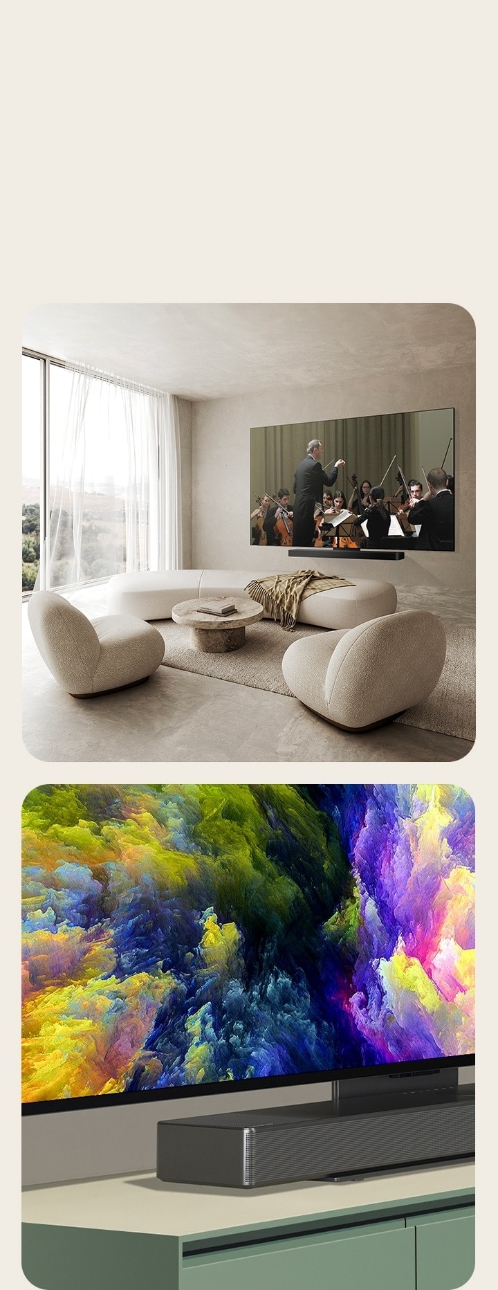 Eine schräge Perspektive der unteren Ecke eines LG OLED evo TV C4 mit einem abstrakten Kunstwerk auf dem Bildschirm.  Der OLED evo C4 und eine LG Soundbar in einem sauberen Wohnraum flach an der Wand mit einer Orchesteraufführung auf dem Bildschirm.