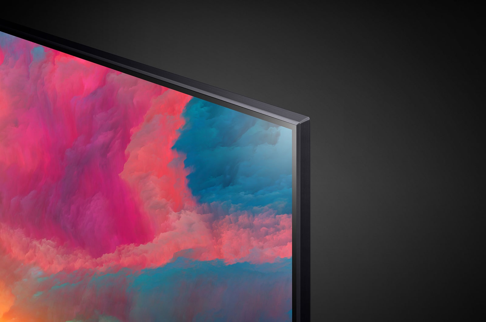 Nahaufnahme der Oberkante des LG QNED TV, 65QNED776RB