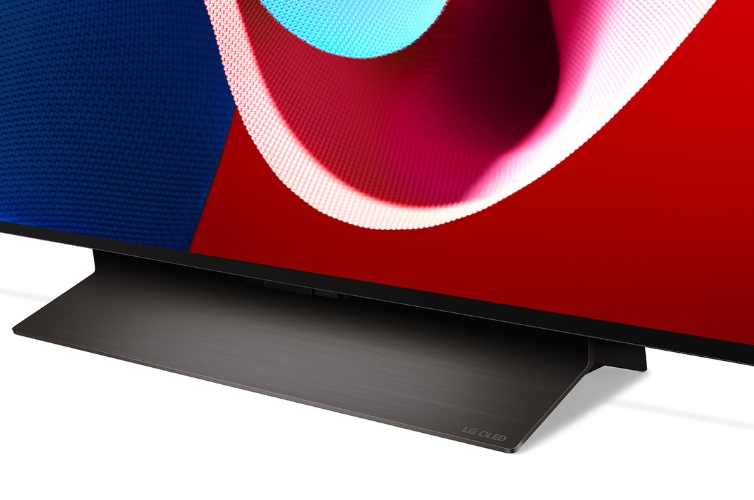 Nahaufnahme des LG OLED evo TV C4 von der Basis aus