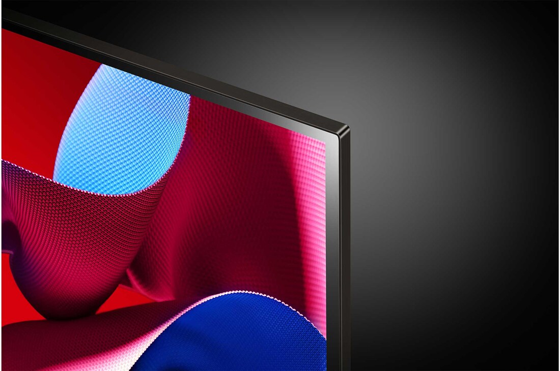 Nahaufnahme des LG OLED evo TV C4 von der Oberkante