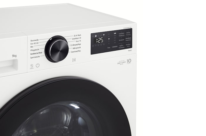 Ein Bild, das eine Reduzierung der mikroplastischen Emissionen um bis zu 60 % auf einem Hintergrundbild zeigt, das Wellen darstellt