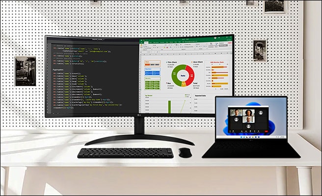 Zwei Fotos, die verschiedene Ansichten einer kleinen, organisierten Studio-Wohnung mit einem LG UltraWide Monitor-Setup zeigen.